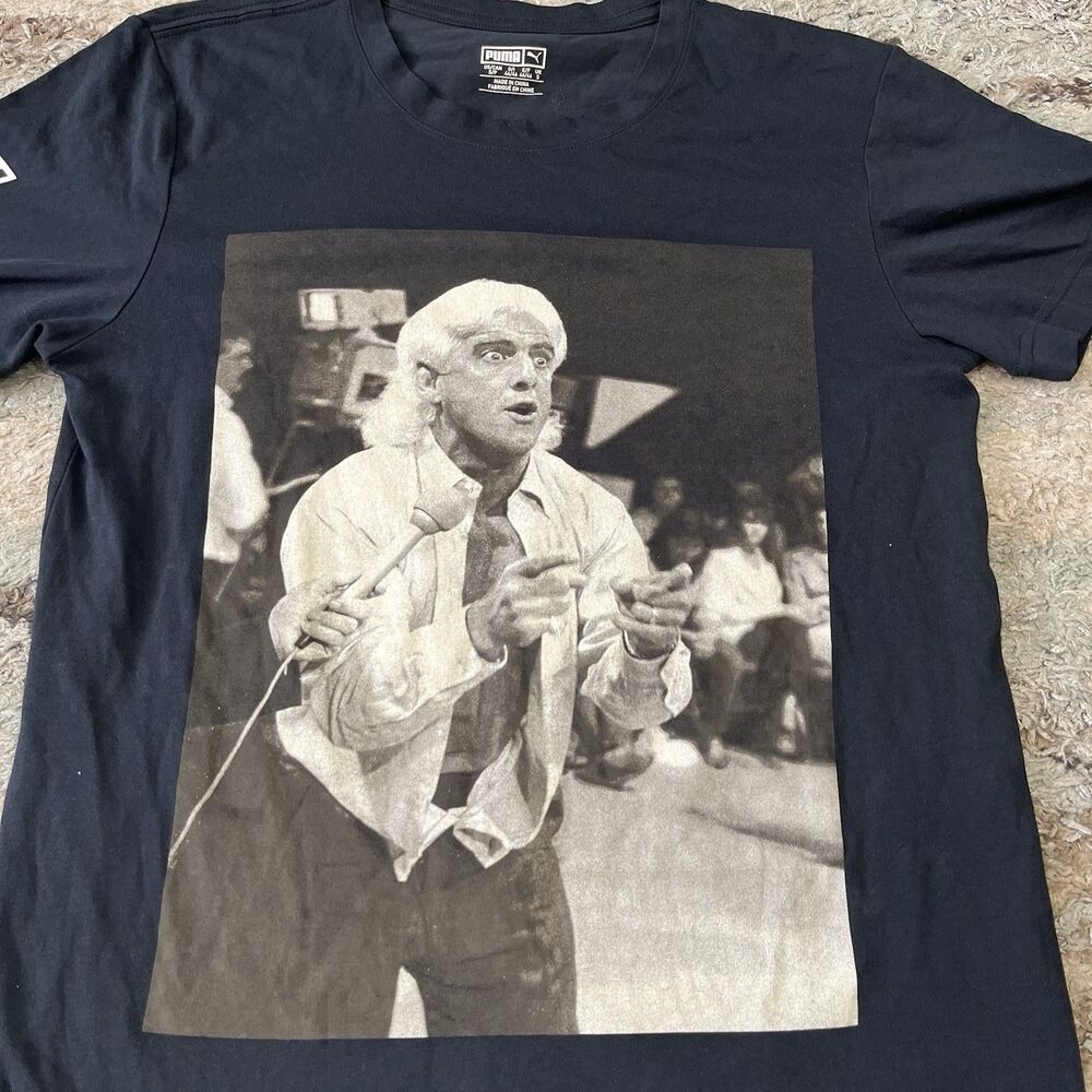 Puma WWE Nature Boy Ric Flair Photo Tee Black T-Shirt Men's WCW Size Small - Picture 2 of 7